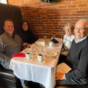 Meet your Posher, Linda